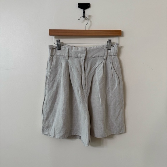 H&M Pants - H&M linen blend shorts - size 6